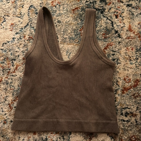 Urban Outfitters Cropped Tank Top - Picture 2 of 4